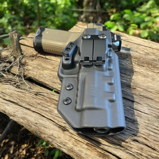 Revolutionizing EDC Comfort: The Próta Kydex Holster by StealthKydex