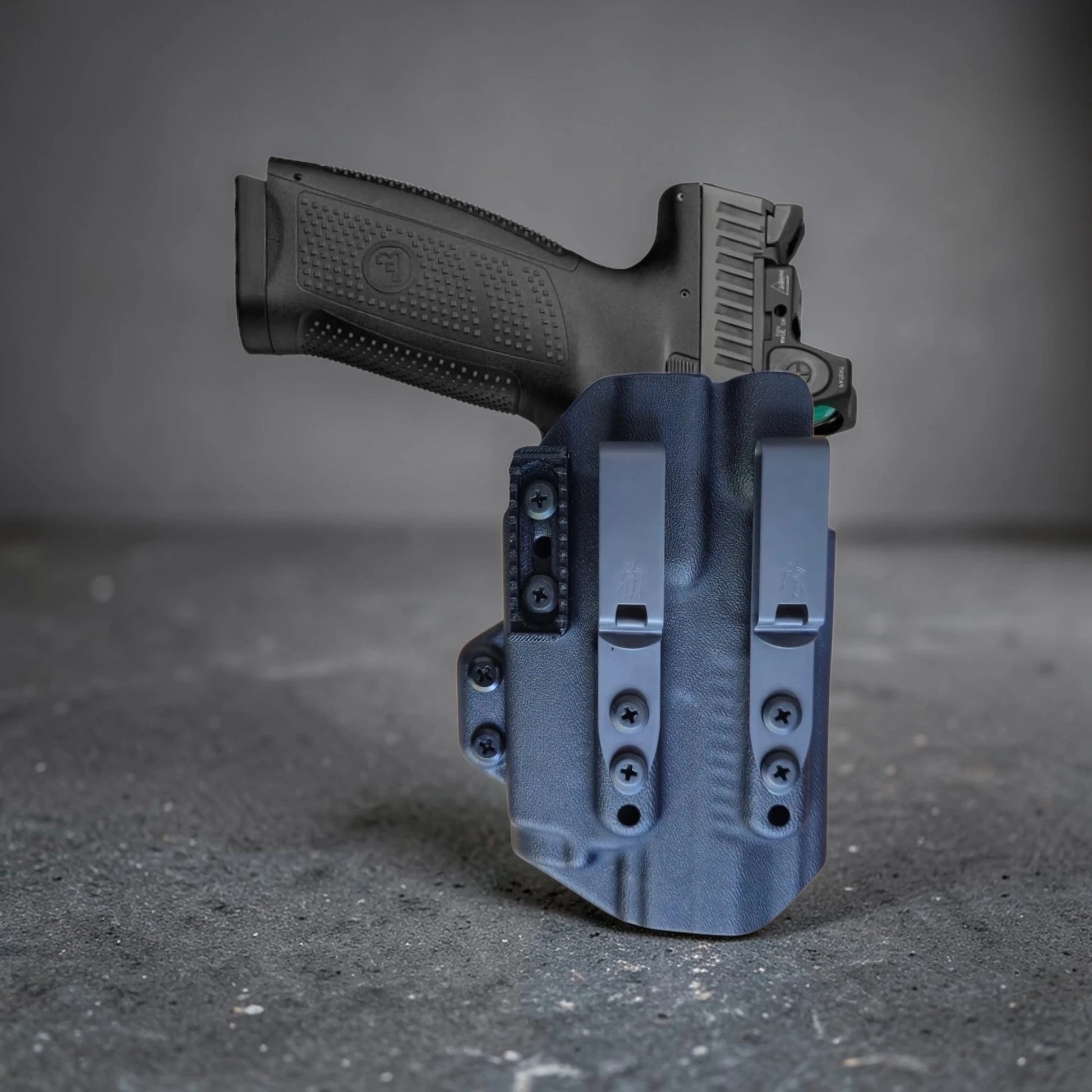 CZ_P10F + Olight Baldr Mini - STEALTHKYDEX AIGIS AIWB Holster Range