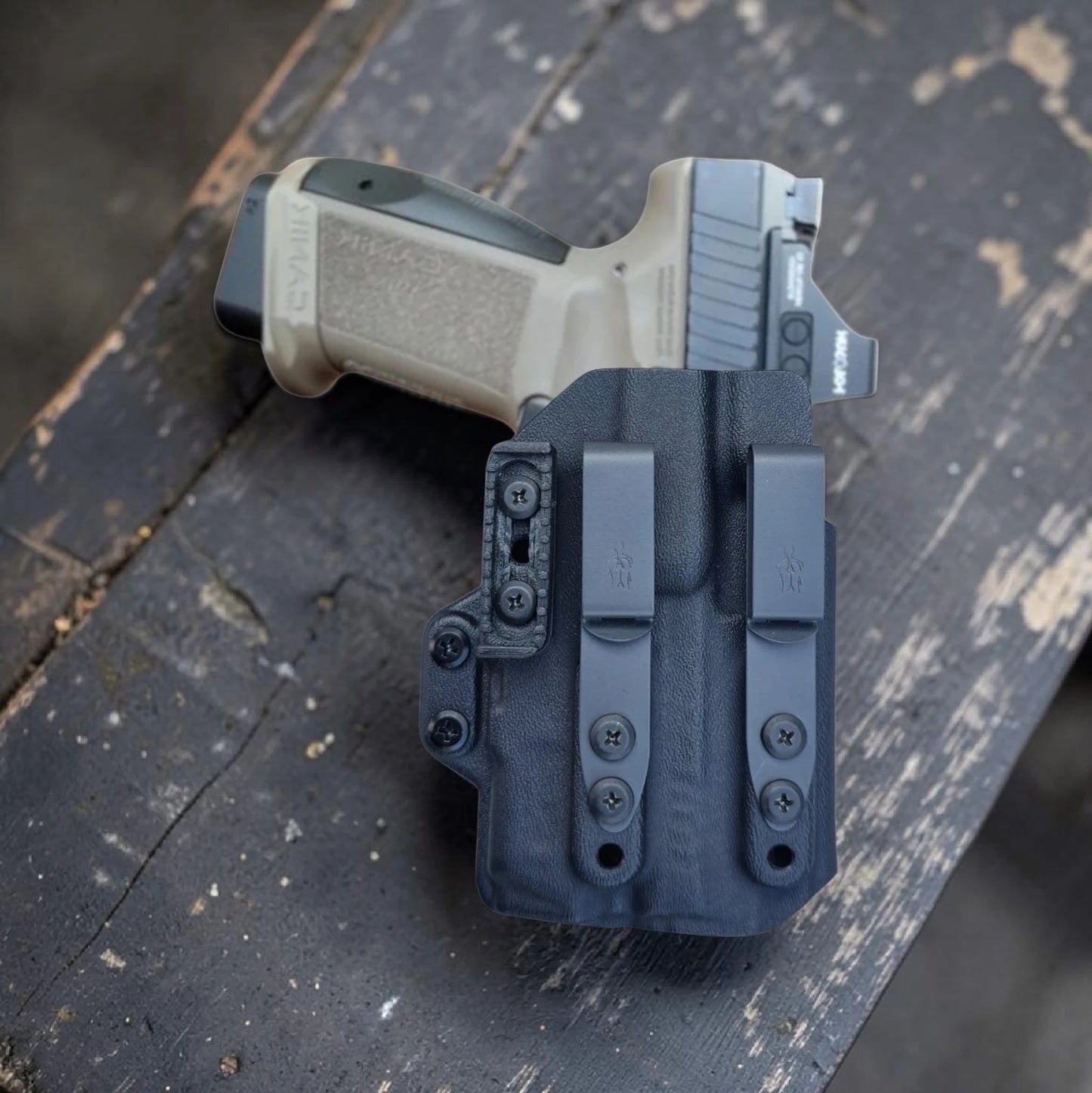 Canik + OLight_PL_X_-_STEALTHKYDEX_AIGIS_AIWB_Holster_Range