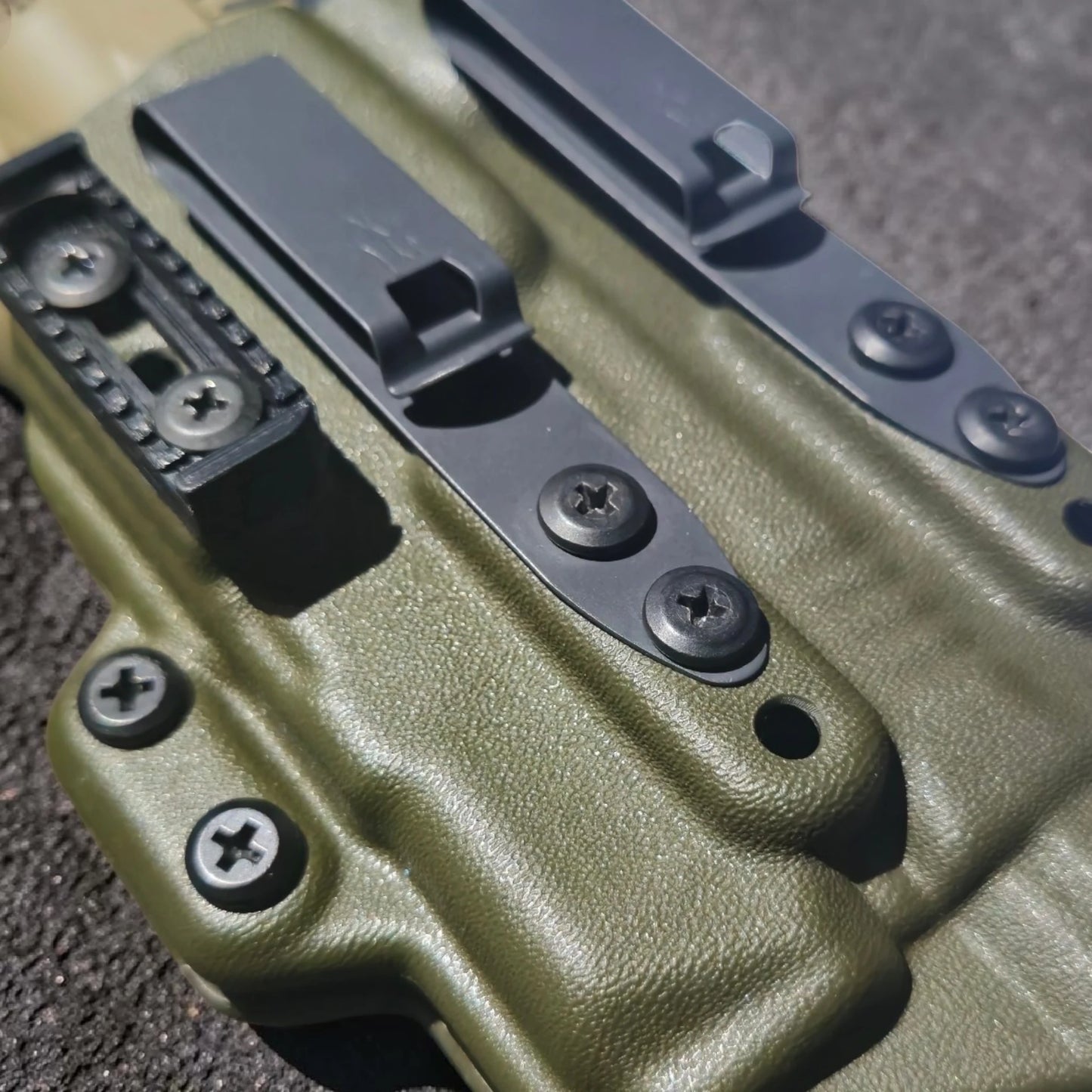 OLight PL X - STEALTHKYDEX AIGIS AIWB Holster Range