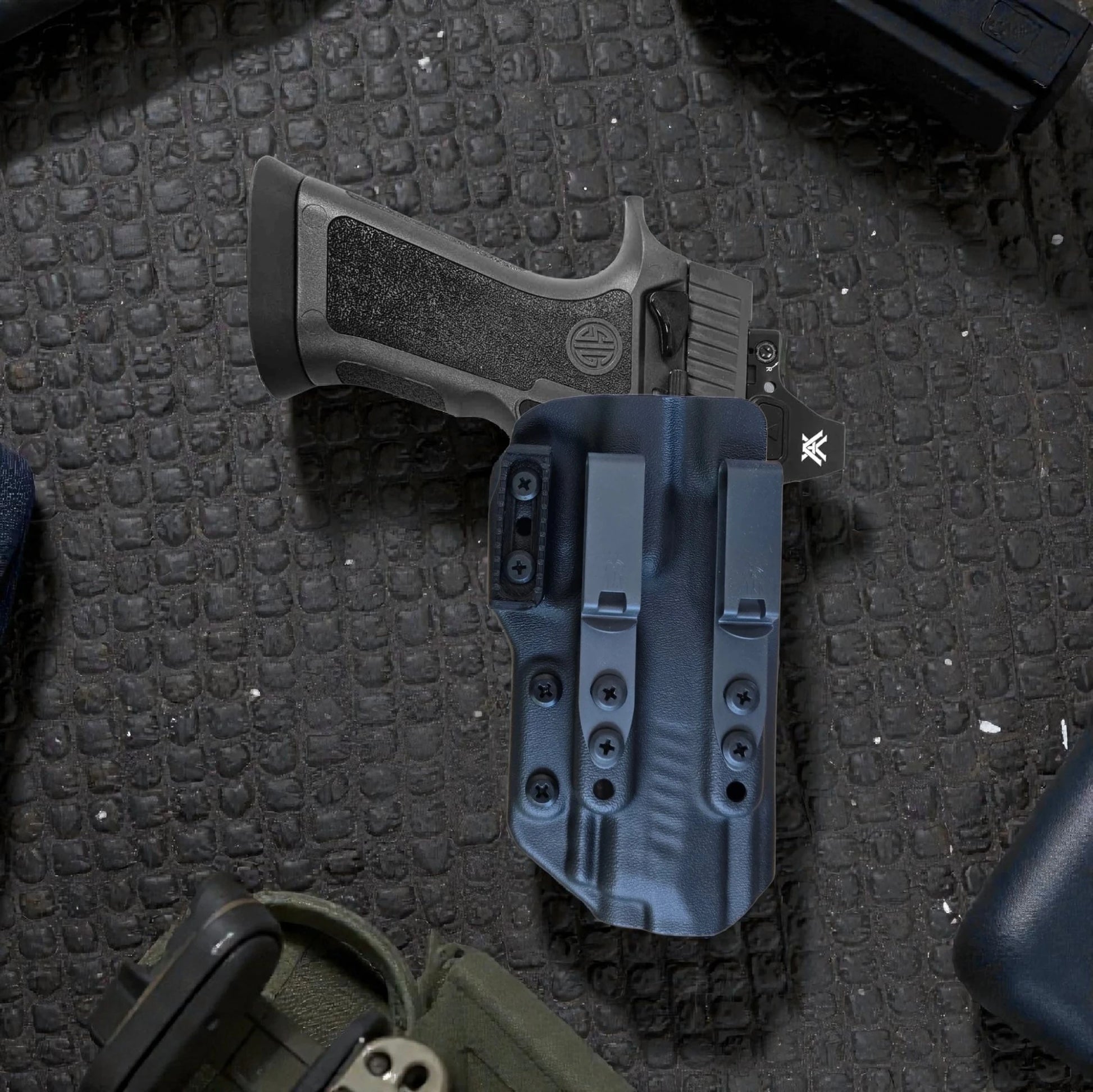 Sig P320 X5 Legion StealthKydex AIGIS holster appendix carry 